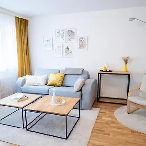 Expo-basel-ch Apt, Amazon Prime Video, Wifi, Coffee & Tee, Popcorn, Kitchen Appartement